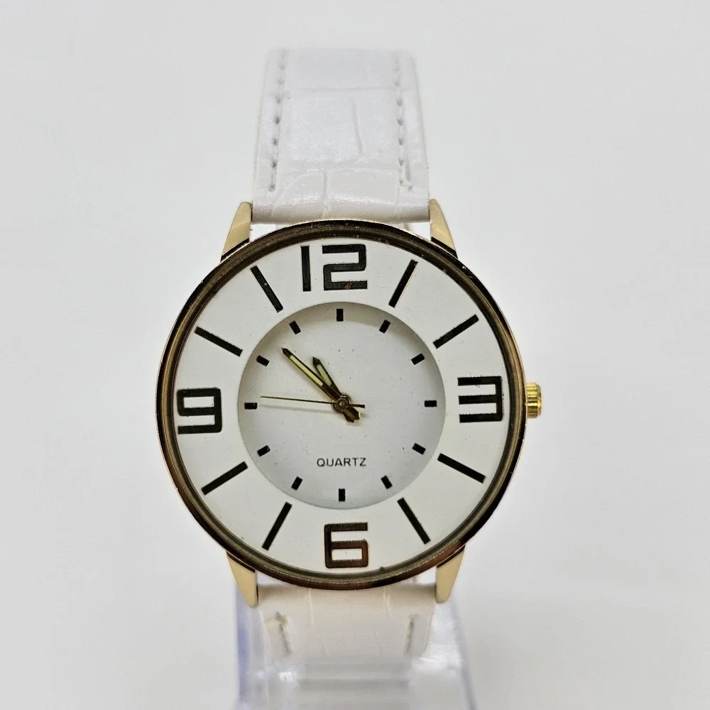 Unisex Analog Watch 40MM White Dial White Faux Leather Bands New Battery